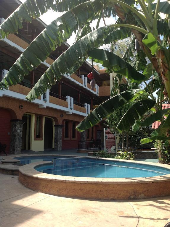 Hotel Plaza Rubio Amatitan エクステリア 写真