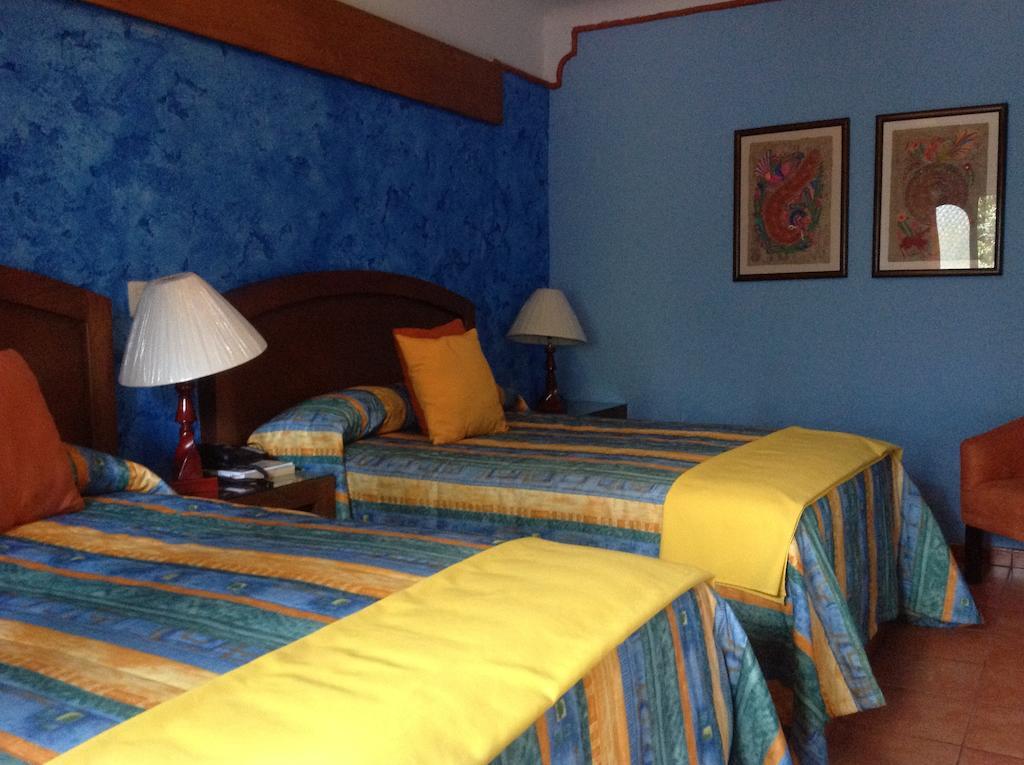 Hotel Plaza Rubio Amatitan 部屋 写真