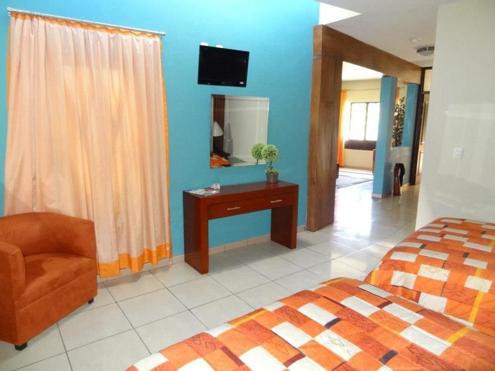 Hotel Plaza Rubio Amatitan エクステリア 写真